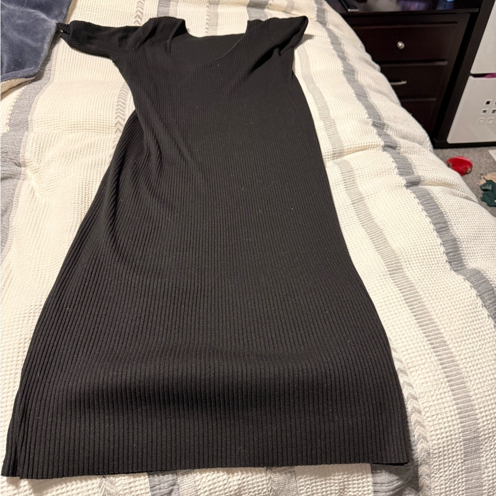 H&M Elegant Black Ribbed Long Sleeve Dress